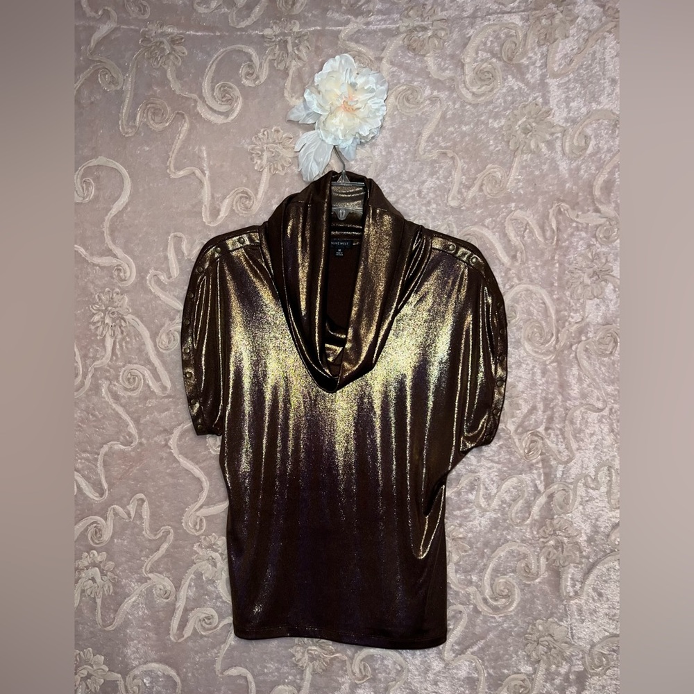 NineWest Medium Cow neck shirt